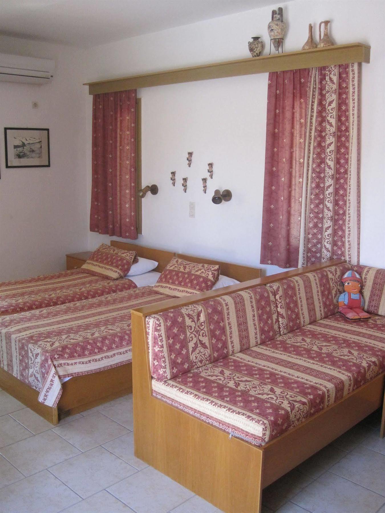 Vamos Palace Apartments Extérieur photo